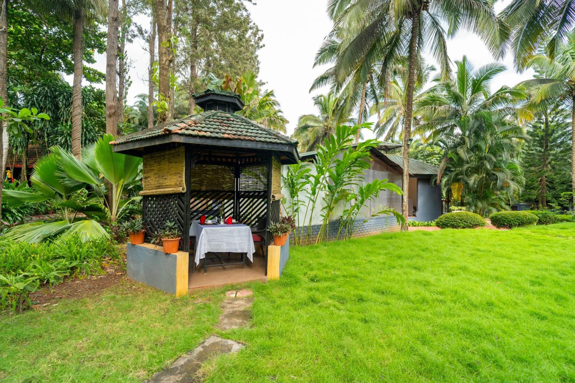 Parampara Resort & Spa, Coorg Kushālnagar Exterior foto