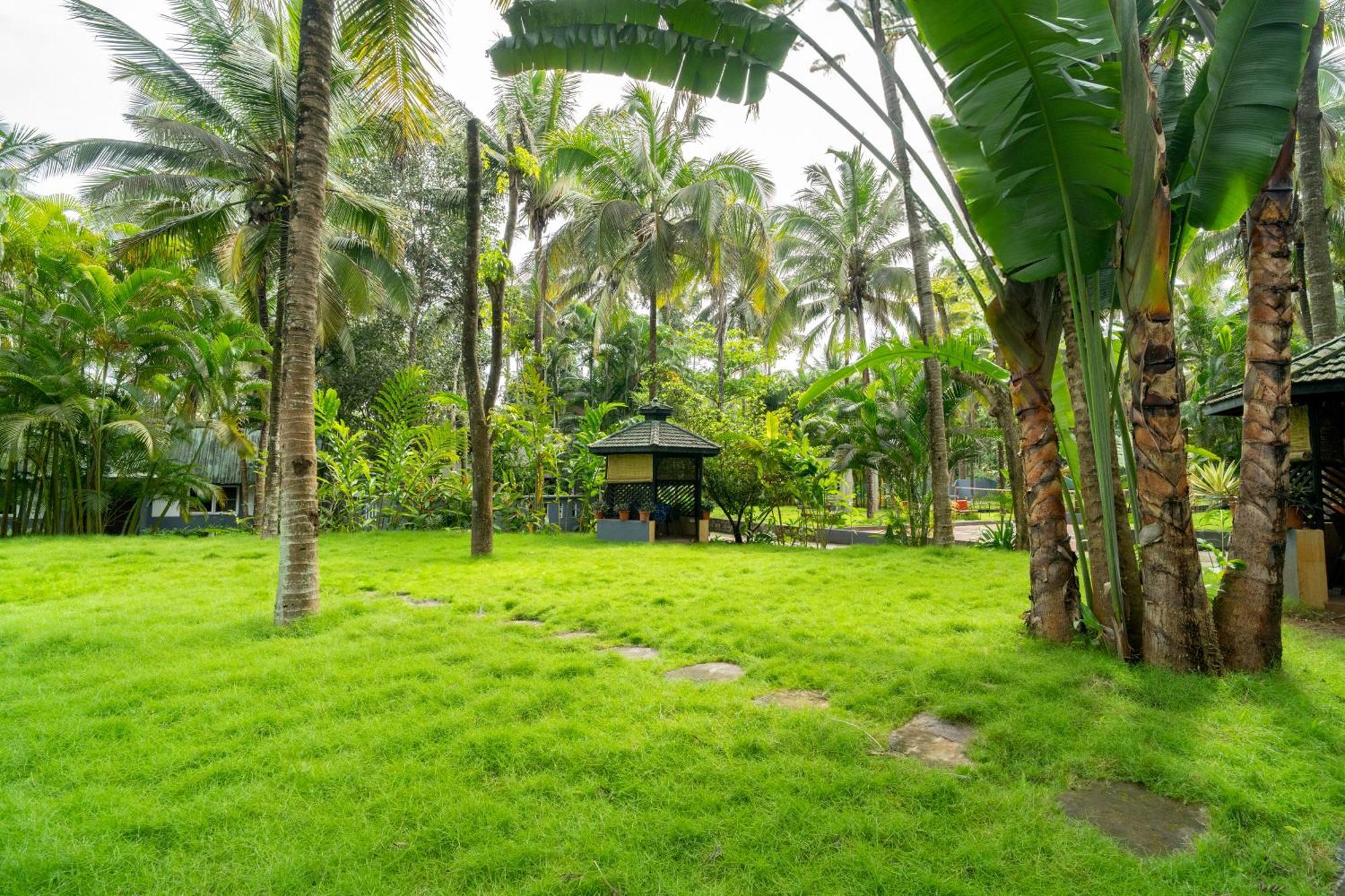 Parampara Resort & Spa, Coorg Kushālnagar Exterior foto