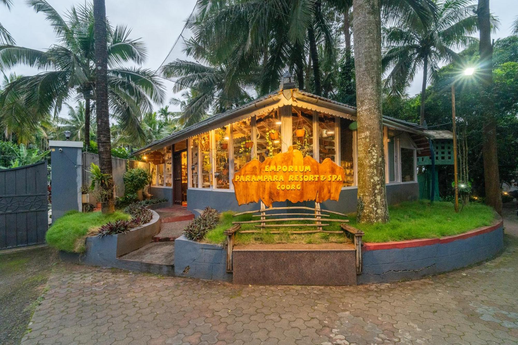 Parampara Resort & Spa, Coorg Kushālnagar Exterior foto